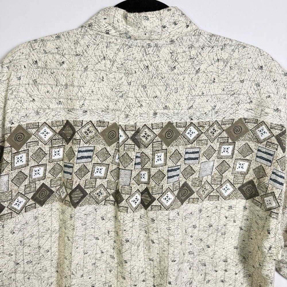 SAngi USA Vtg Mens Button down Shirt Medium Rayon Relax‎ Fit Trival Print Casual - Picture 7 of 12